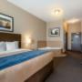 King suite with whirlpool bathtub King suite with whirlpool bathtub