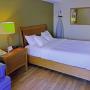 Guest room with queen bed(s) Guest room with queen bed(s)