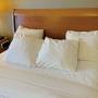 Guest room with queen bed(s) Guest room with queen bed(s)