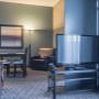Spacious room with flat-screen television Spacious room with flat-screen television