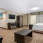 Spacious suite with added amenities Spacious suite with added amenities