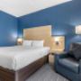 Guest room with king bed(s) Guest room with king bed(s)