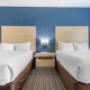 Guest room with queen bed(s) Guest room with queen bed(s)
