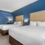 Guest room with queen bed(s) Guest room with queen bed(s)