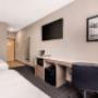 Spacious room with queen beds Spacious room with queen beds