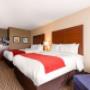 Spacious room with queen beds Spacious room with queen beds