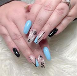 Glamour Nails