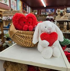 Cinnamon Creek Country Gift