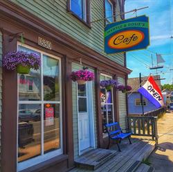 Myrtle and Rosie's Café