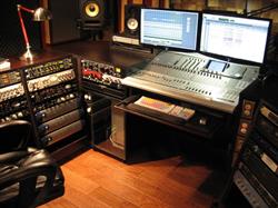 DanLyn Studios