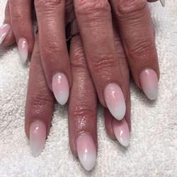 K & V Nails