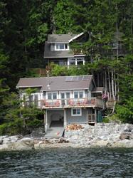 Stillwater Beach House Bed & Breakfast