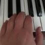 Position de la main au piano. Position de la main au piano.