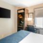Guest room with double bed(s) Guest room with double bed(s)