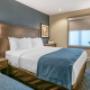 Guest room with queen bed(s) Guest room with queen bed(s)