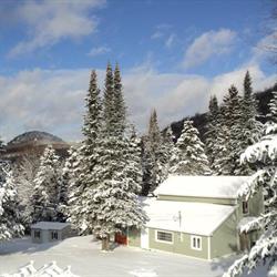Auberge Val-des-Lacs