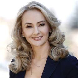 Dardana Shushka, Realtor / Homelife Advantage Realty