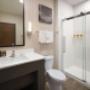 King Room with Full Kitchen Bathroom King Room with Full Kitchen Bathroom