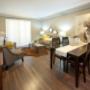 Spacious living room and dining area at Juliana Place in Woodstock, ON Spacious living room and dining area at Juliana Place in Woodstock, ON