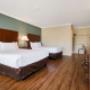 Guest room with queen bed(s) Guest room with queen bed(s)