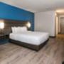 Guest room with queen bed(s) Guest room with queen bed(s)