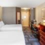 Guest room with queen bed(s) Guest room with queen bed(s)