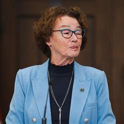 Louise Chabot - Députée de Thérèse-De Blainville