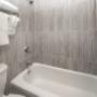 Guest room with whirlpool bathtub Guest room with whirlpool bathtub