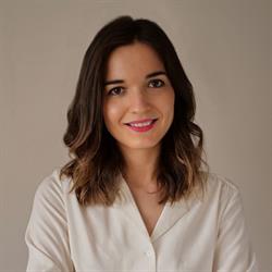 Alice Santamaria, Avocate en immigration
