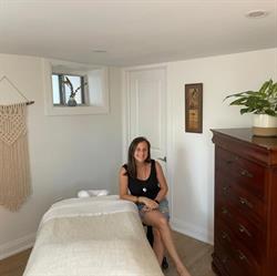 Hannah Etlin-Stein, RMT, Doula + PT