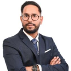 Arjun Kenth - Courtier Immobilier -Re/Max Real Estate Broker Laval