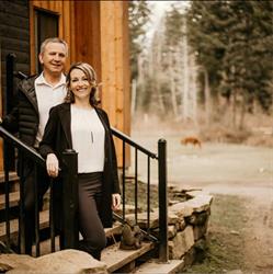 Tina & Guy Team. Gabriola & Nanaimo Real Estate. Royal LePage Nanaimo Realty Gabriola