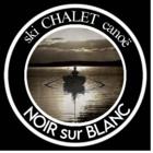 Chalet Noir sur Blanc