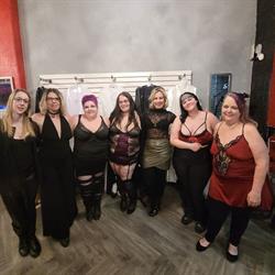 Bella Curves & Pleasure Zone