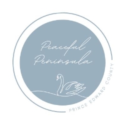 Peaceful Peninsula Cottage