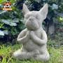 Statue Méditative De Bouledogue En Résine. Statue Méditative De Bouledogue En Résine.