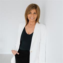 Brenda Campbell - Royal Lepage Heartland Realty