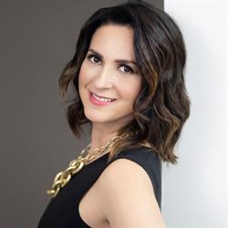 Oana Ardelean, Broker