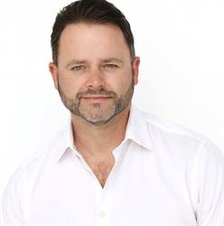 Che Crockatt, Real estate agent Pointe Claire, Sutton Performer