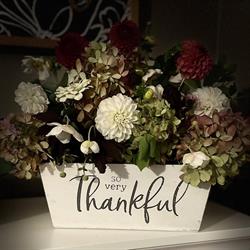 The Flower Bar on Dawn Mills