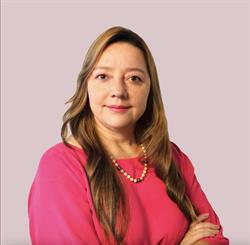 Claudia Lara, Insurance Advisor Broker
