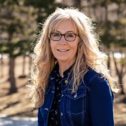 RE/MAX Real Estate : Shelley Dolen, Realtor