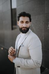 Manny Deol Personal Real Estate Corporation