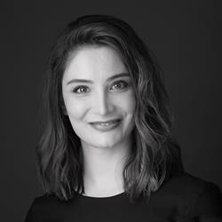 Ladan Ghassemi, Licensed Mortgage Agent