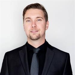Lennox Realty Group - Kitchener Real Estate Agent Owen Lennox - Davenport Realty, Brokerage